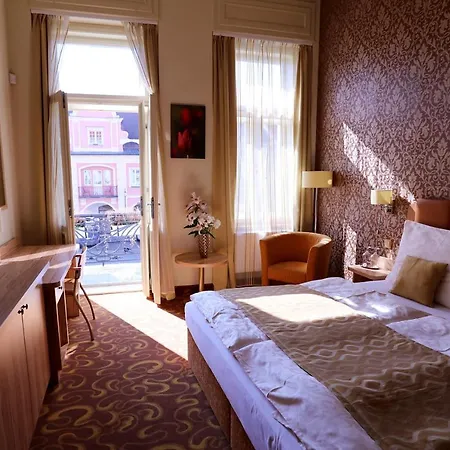 Zlatá Včela Hotel