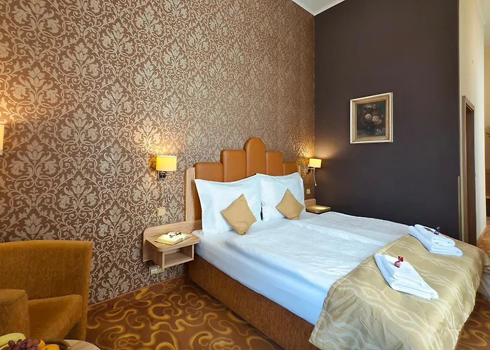 Hotel Zlata Vcela 4*